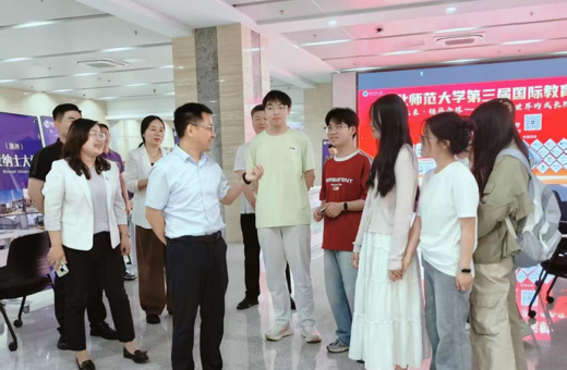 学校举办第三届国际教育展